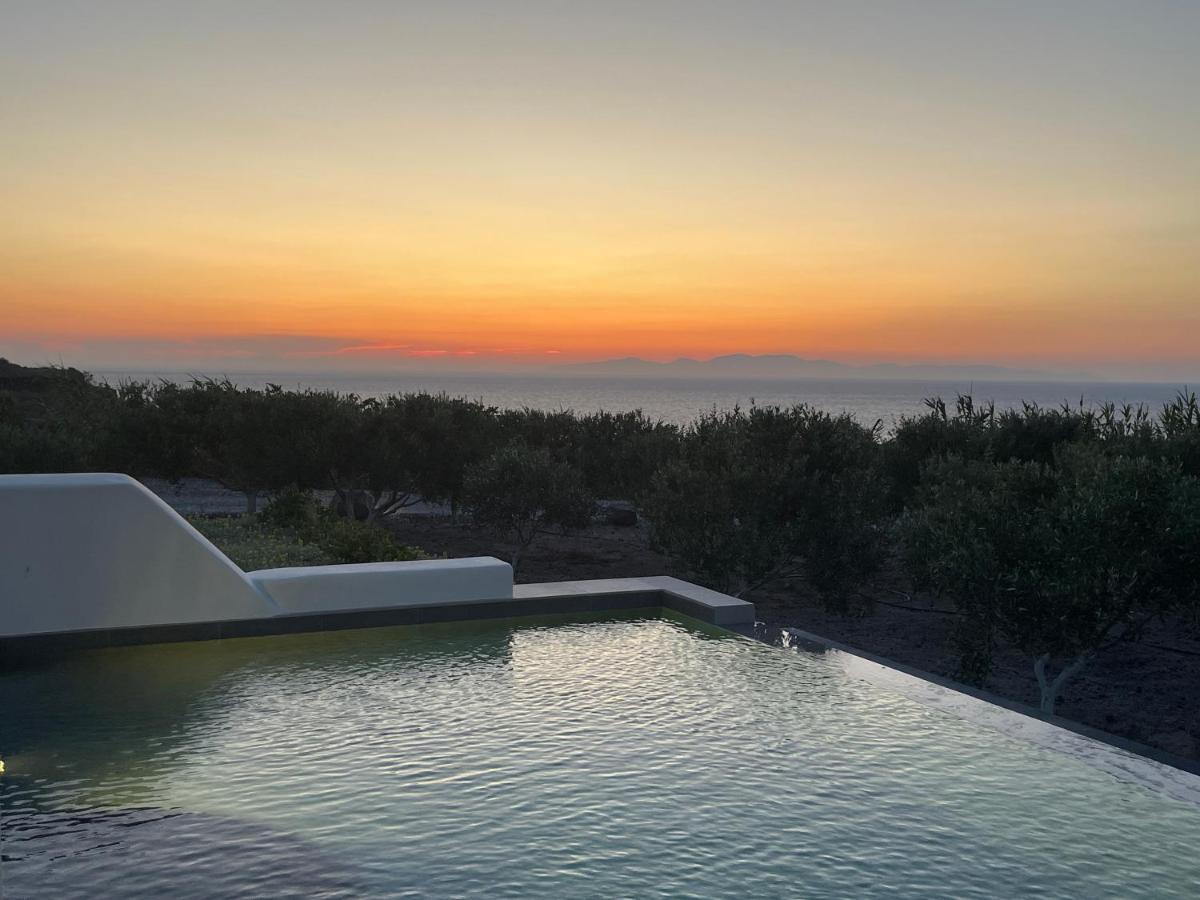 Saint John Oia-Exclusive Private Heated Pool Villas Exteriér fotografie