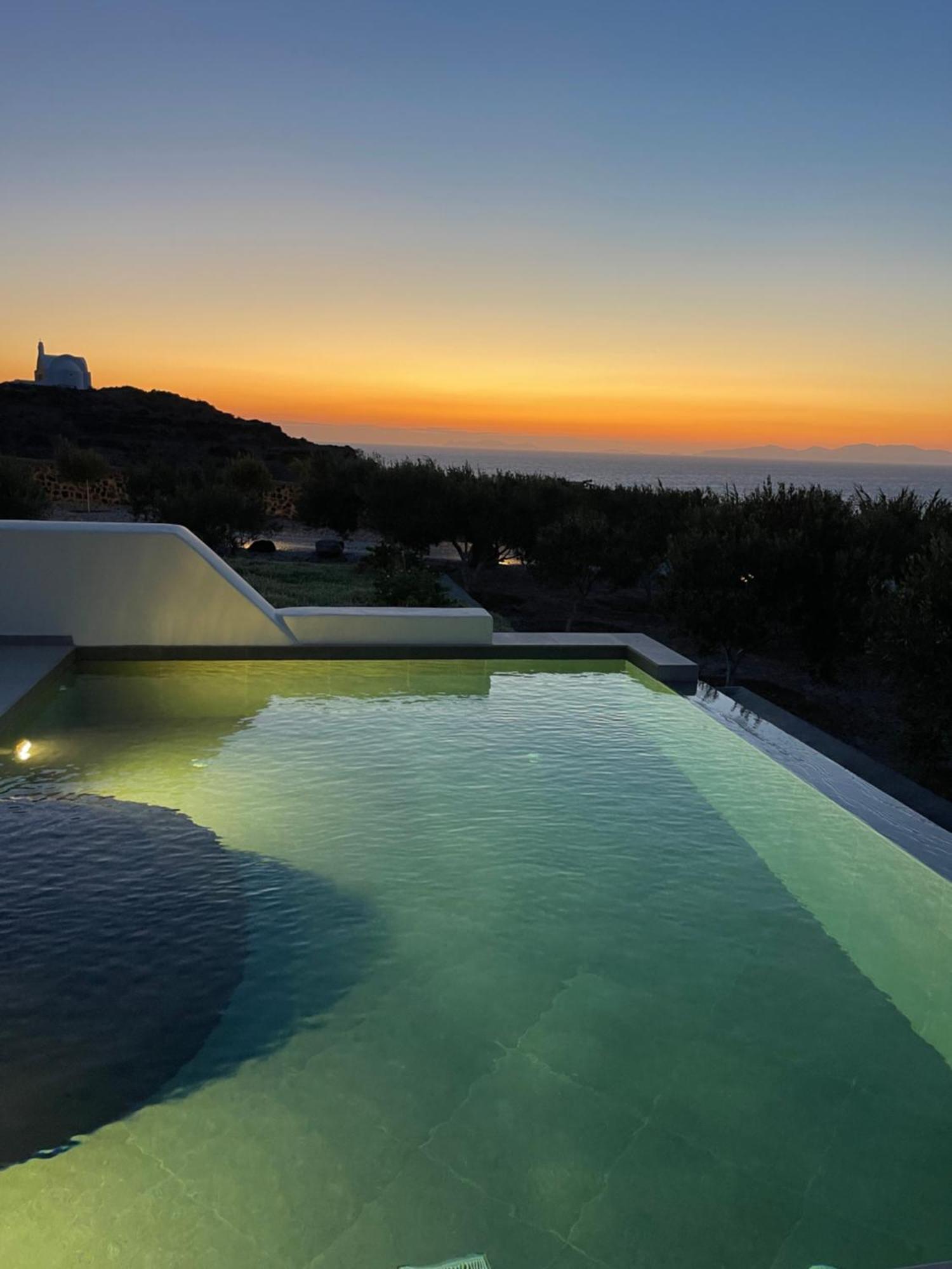 Saint John Oia-Exclusive Private Heated Pool Villas Exteriér fotografie